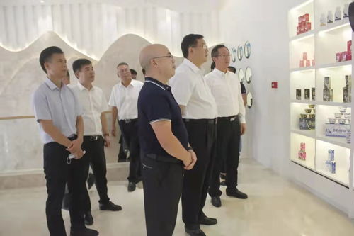 奶水牛產(chǎn)業(yè)調(diào)研 北海市委書記蔡錦軍率隊深入皇氏集團指導(dǎo)工作